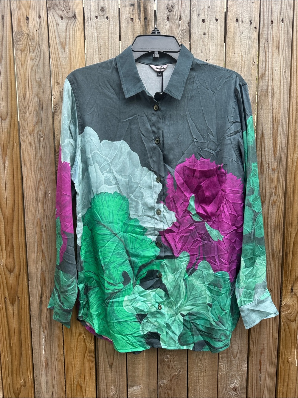 The kit floral Blouse NWT